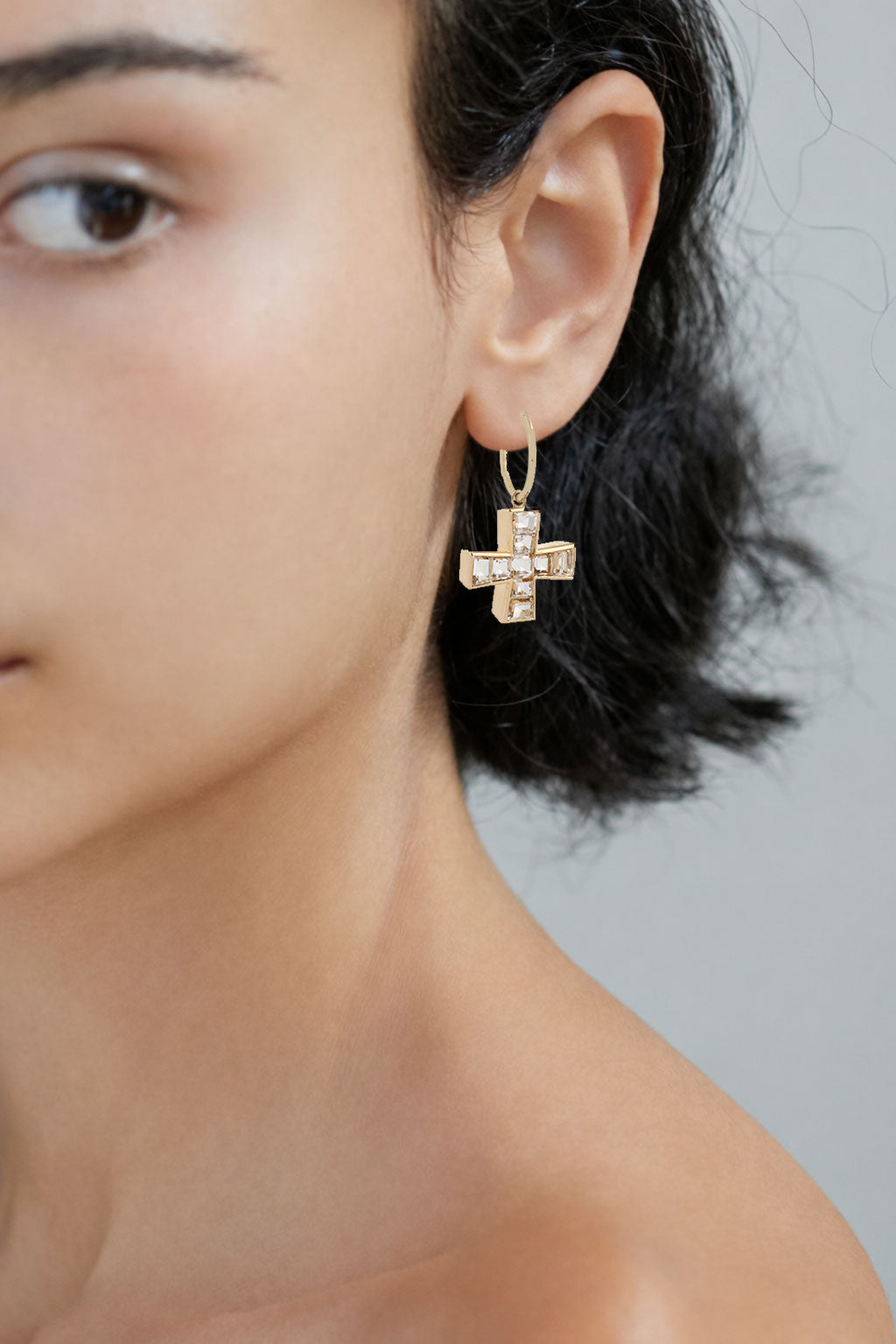 CRYSTAL CROSS EARRINGS