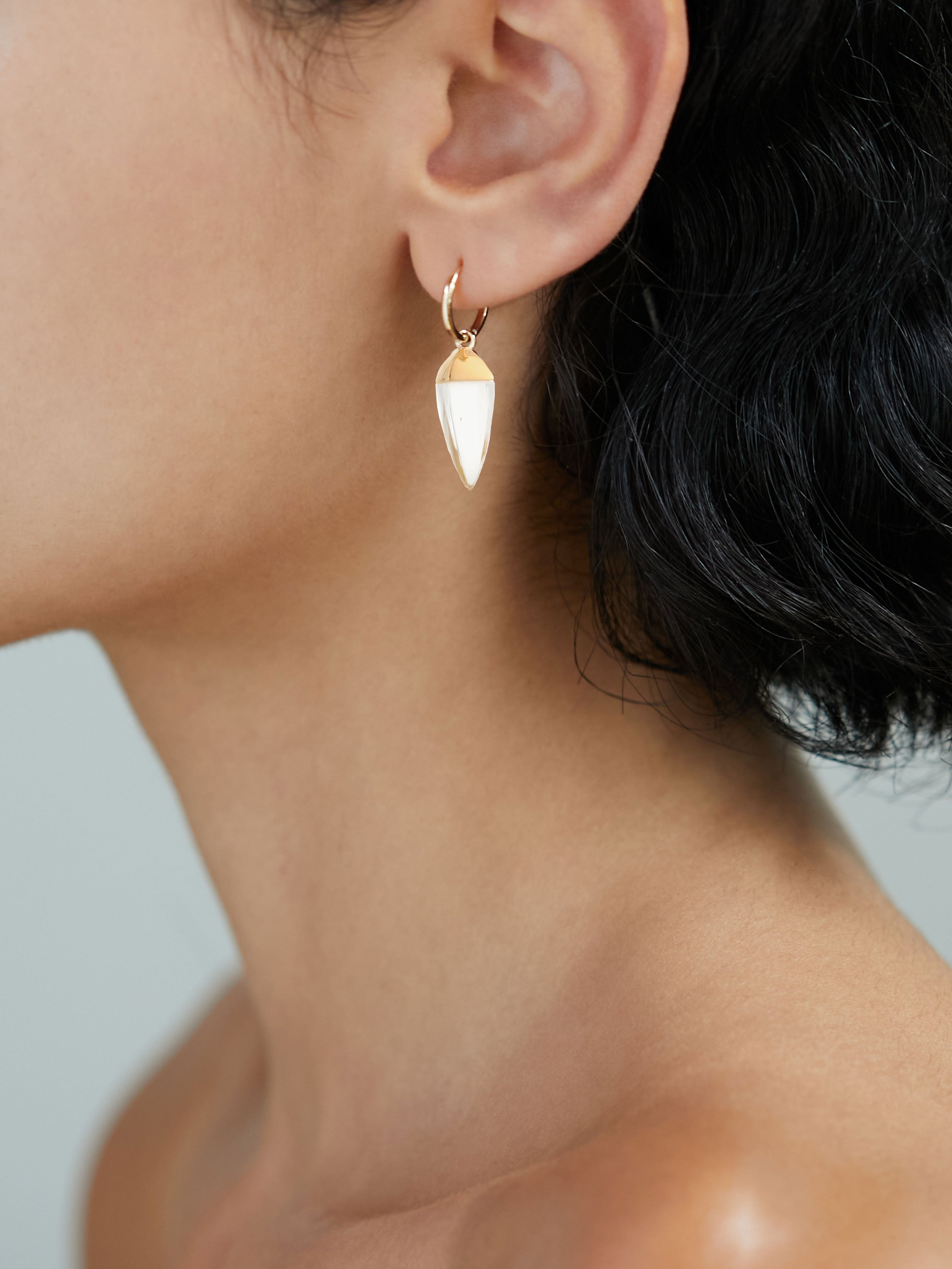 CRYSTAL GOLD SPIKE EARRING
