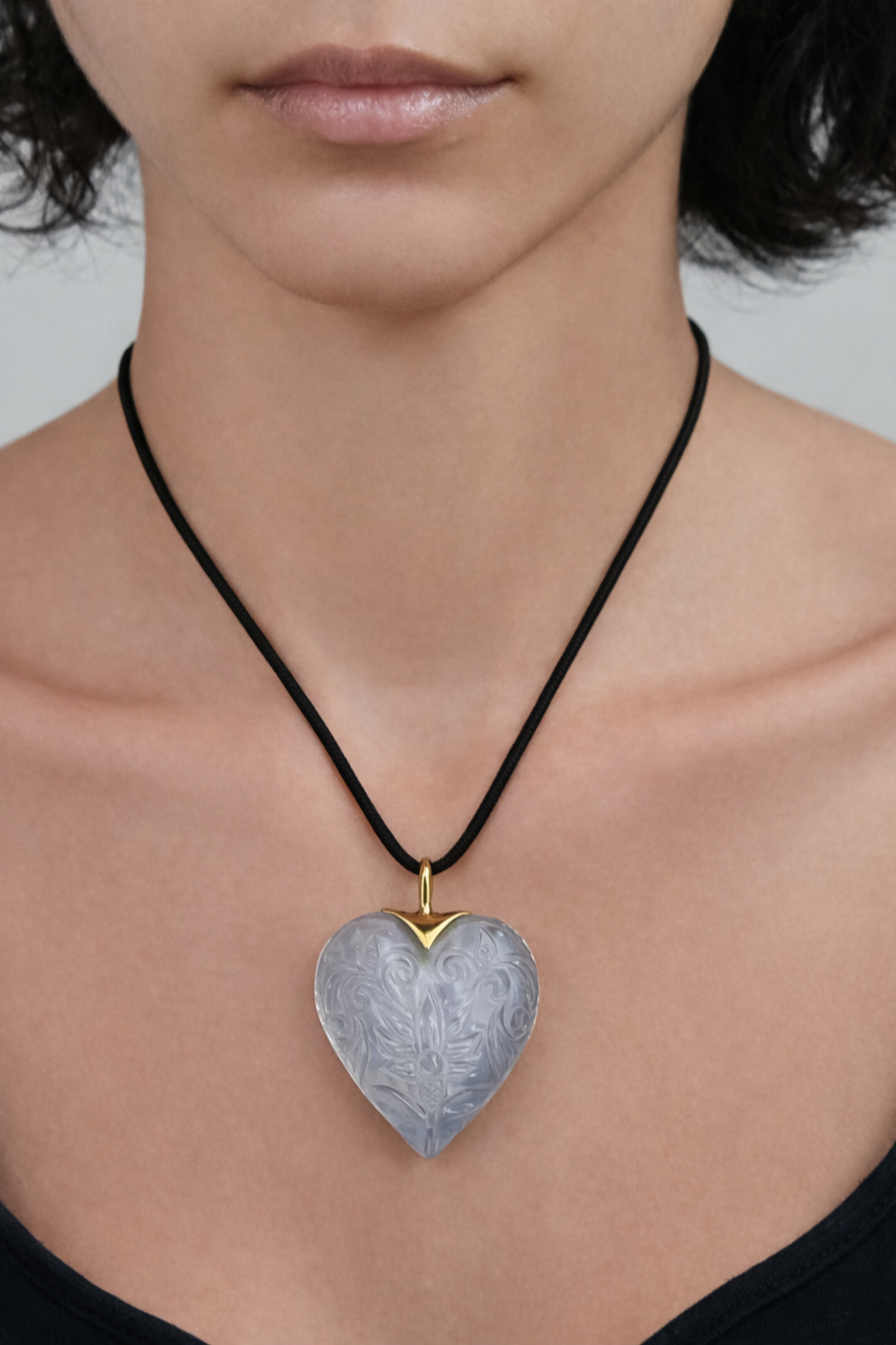 QUARTZ CRYSTAL CARVED HEART PENDANT