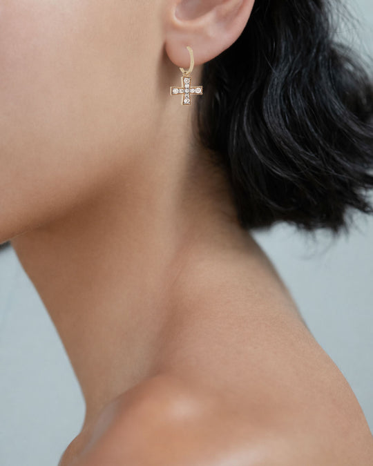 SMALL DIAMOND GOLD CROSS EARRING