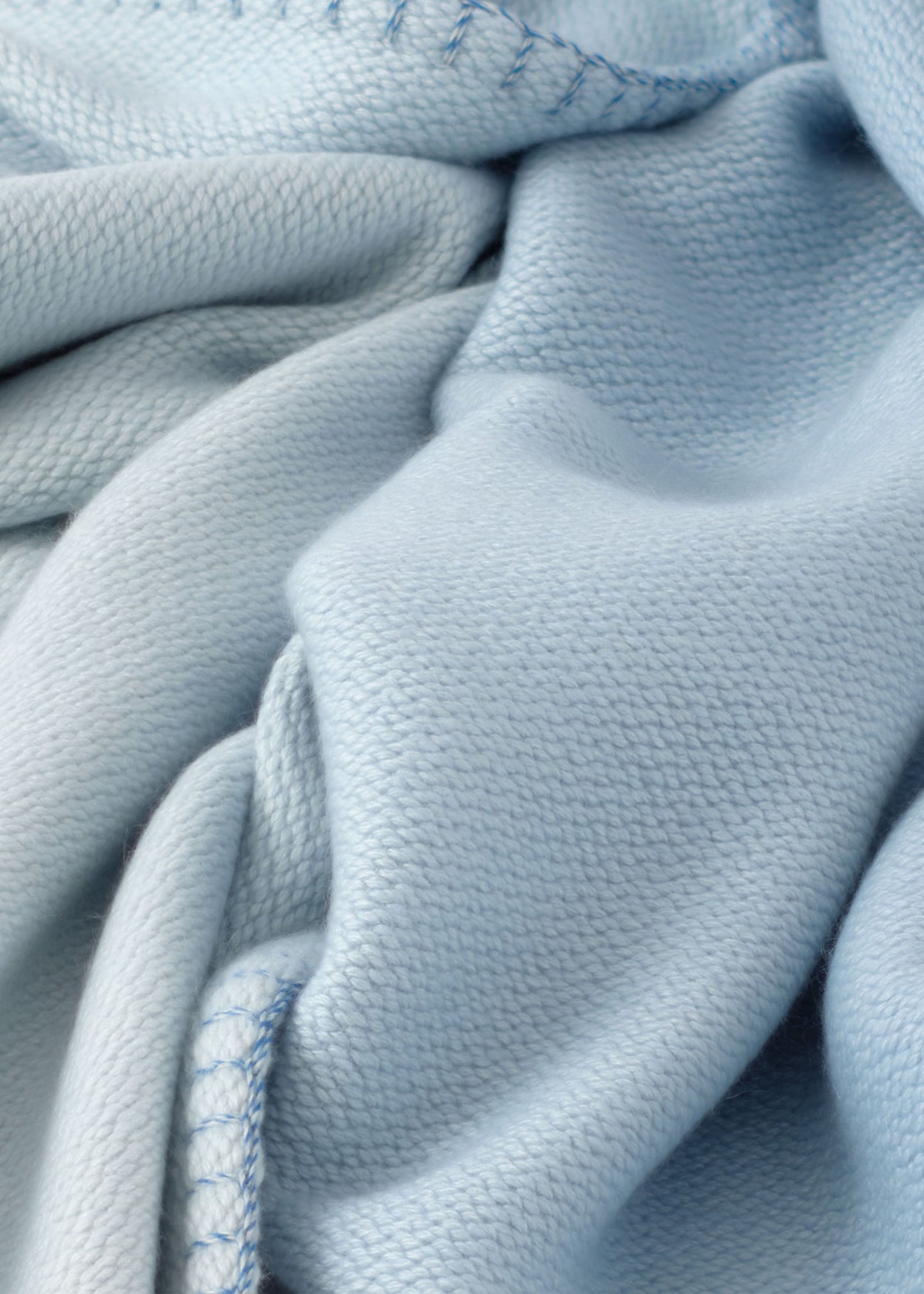 BLUE AND WHITE CASHMERE BLANKET